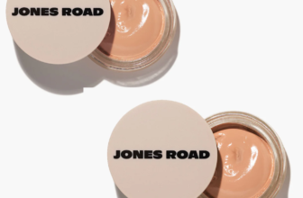 A Tinted Moisture Balm for the Actual Pores and skin Look — Stunning Make-up Search