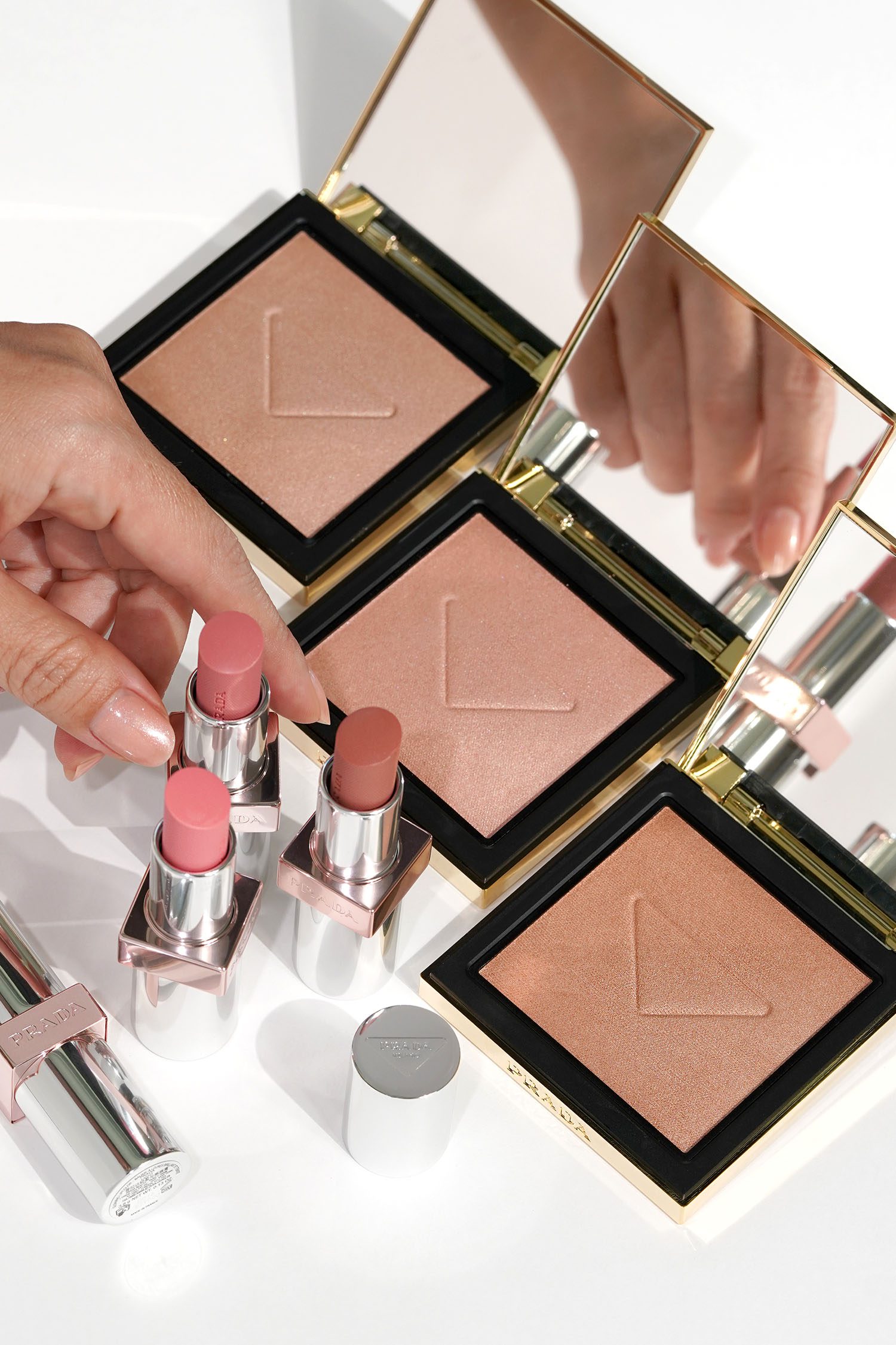 New Prada Magnificence Launches – The Magnificence Look E book New Prada Magnificence Launches – The Magnificence Look E book