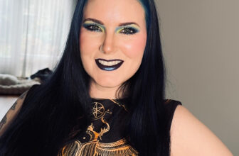 Sapphire Blue Hair & Options to Manic Panic