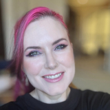 Greatest Make-up for Journey from a Daring Magnificence Lover